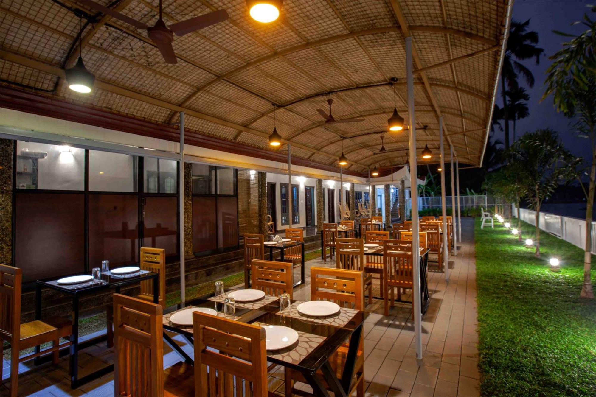 Vembanad Village Backwater Resort Alappuzha Kültér fotó