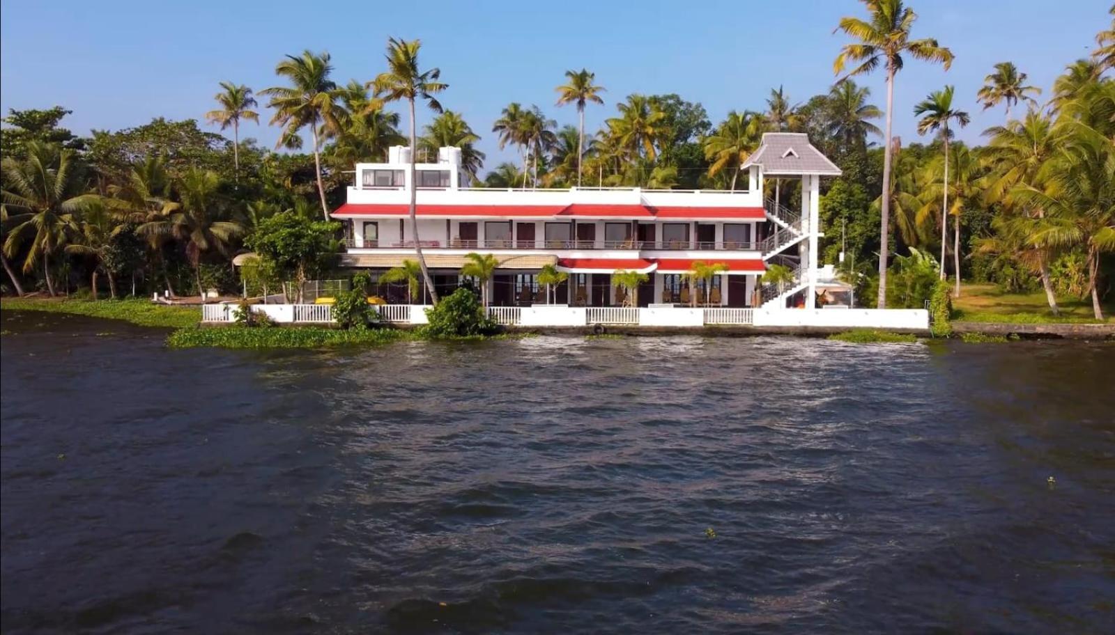 Vembanad Village Backwater Resort Alappuzha Kültér fotó